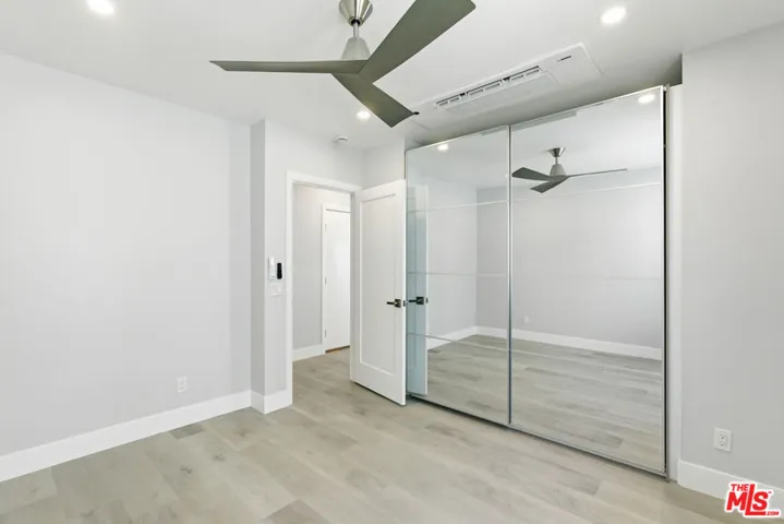 224 1/2 N New Hampshire Avenue, Los Angeles, California 90004