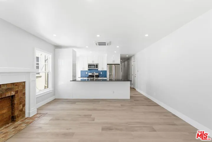 224 1/2 N New Hampshire Avenue, Los Angeles, California 90004