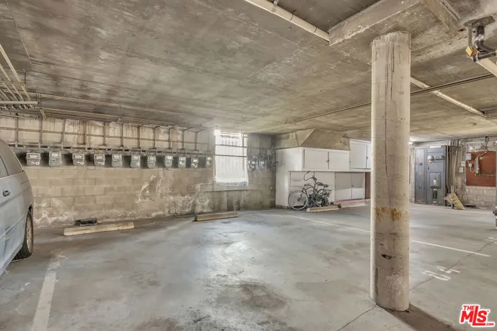 620 N Kenwood Street 209, Glendale, California 91206