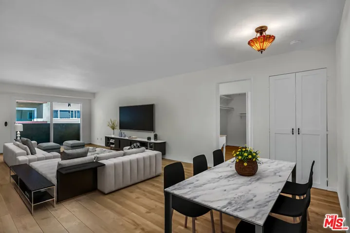 620 N Kenwood Street 209, Glendale, California 91206