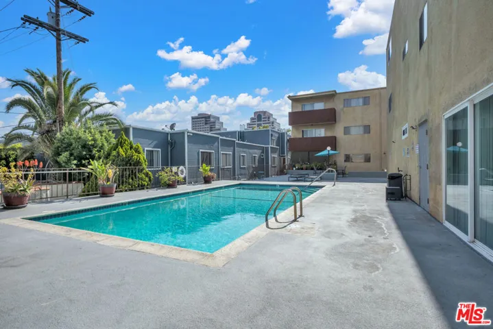 620 N Kenwood Street 209, Glendale, California 91206