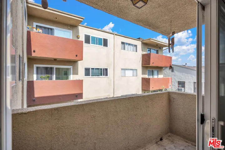 620 N Kenwood Street 209, Glendale, California 91206