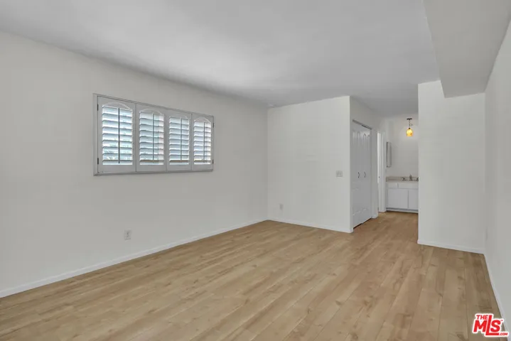 620 N Kenwood Street 209, Glendale, California 91206