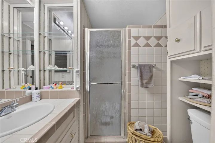 1295 S Cawston, Hemet, California 92545