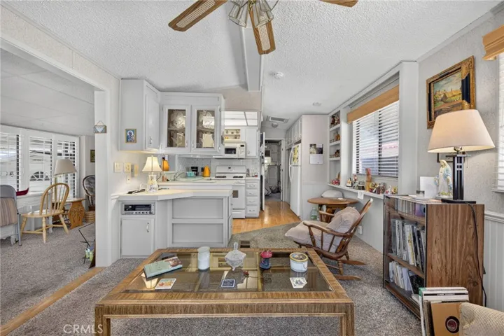 1295 S Cawston, Hemet, California 92545