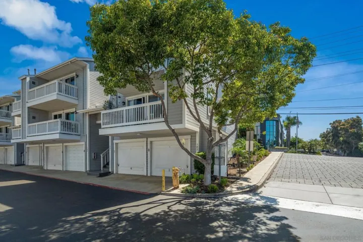 103 Mangano, Encinitas, California 92024
