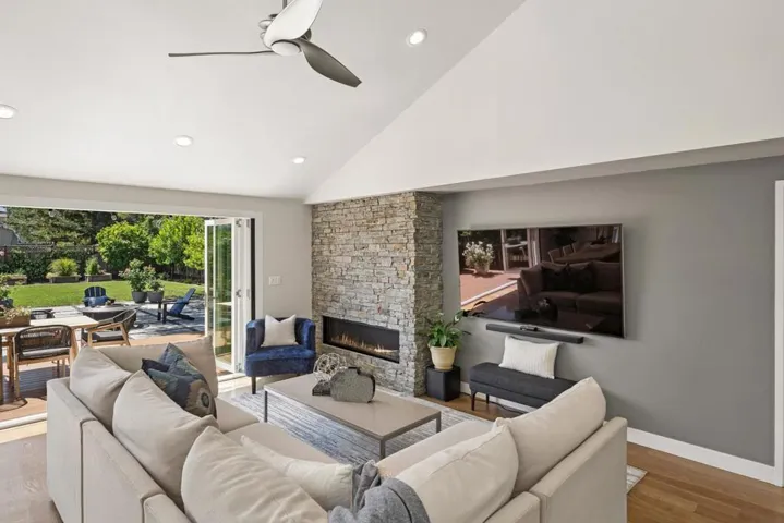 2025 Jefferson Avenue, Redwood City, California 94062
