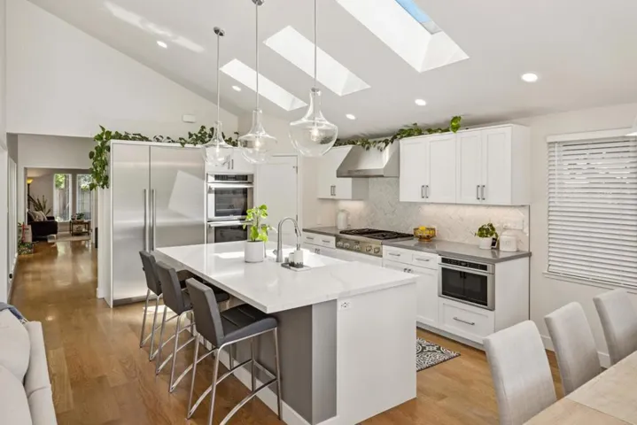 2025 Jefferson Avenue, Redwood City, California 94062