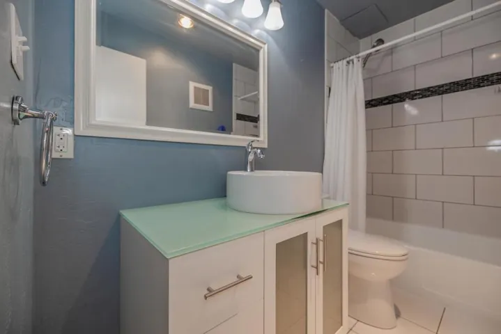 276 Tradewinds Drive 7, San Jose, California 95123