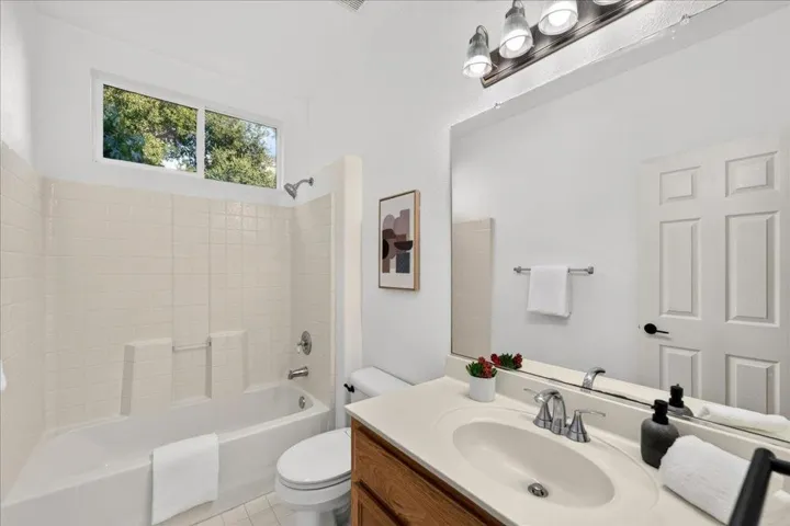 232 Overlook Terrace, Hercules, California 94547