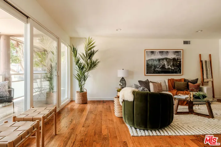 4350 Via Dolce 107, Los Angeles, California 90292