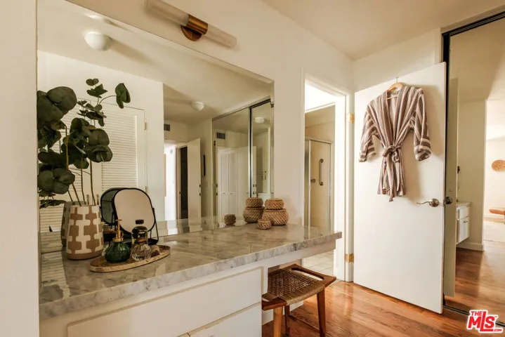 4350 Via Dolce 107, Los Angeles, California 90292