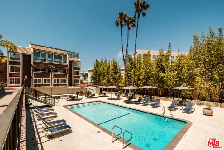 4350 Via Dolce 107, Los Angeles, California 90292