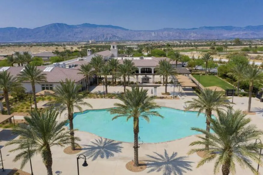 Community Pool Community Pool