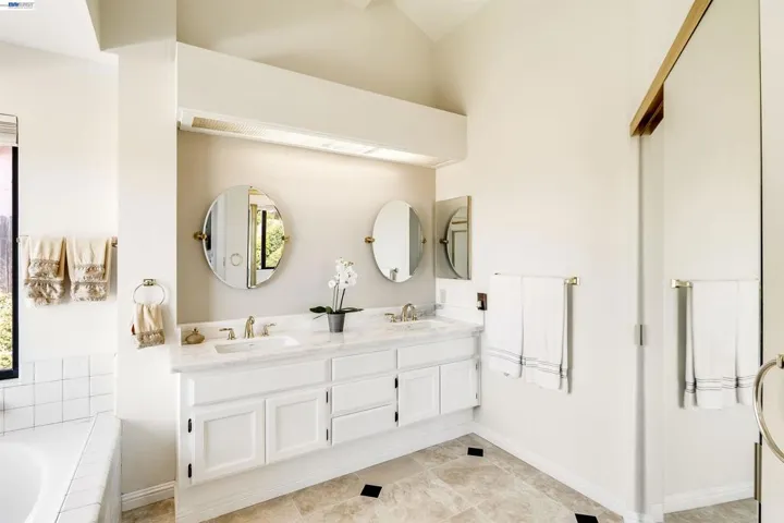 2321 Ascot Pkwy, Vallejo, California 94591