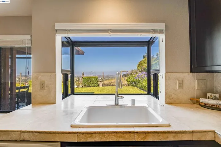 2321 Ascot Pkwy, Vallejo, California 94591