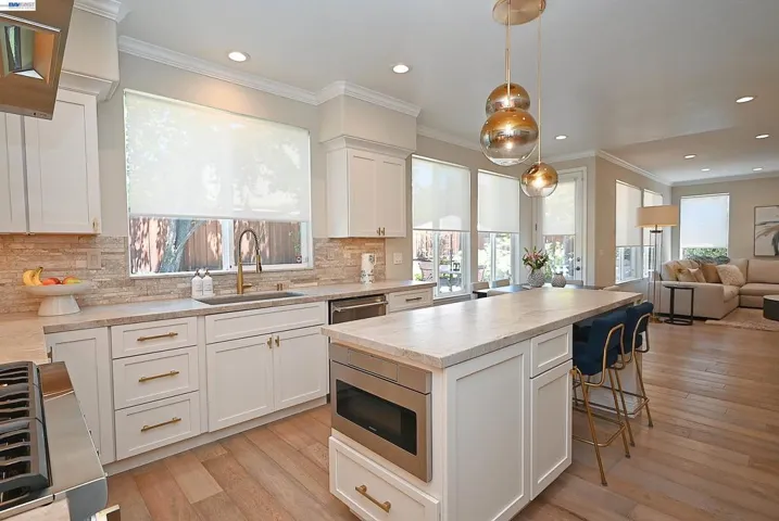 5305 Asterwood Dr, Dublin, California 94568