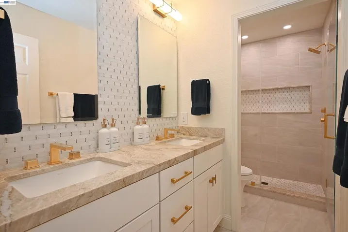 Hall Bath