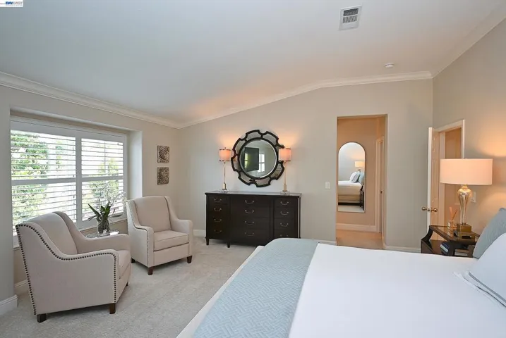 Bedroom 1 Primary