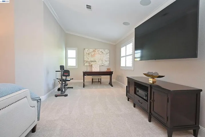 Bedroom 1 Primary
