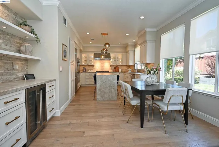 5305 Asterwood Dr, Dublin, California 94568