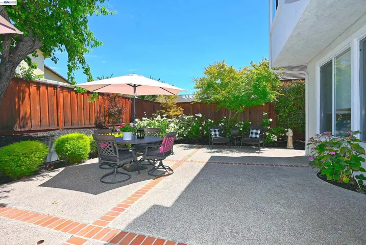 5305 Asterwood Dr, Dublin, California 94568