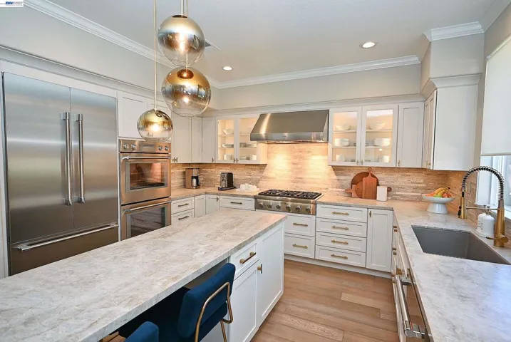 5305 Asterwood Dr, Dublin, California 94568