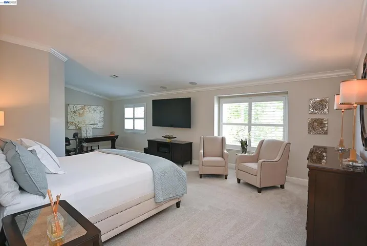 Bedroom 1 Primary
