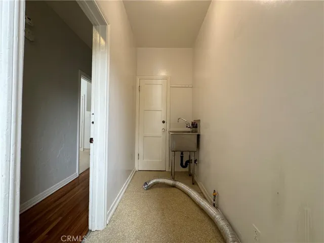 697 Mira Monte Place A, Pasadena, California 91101