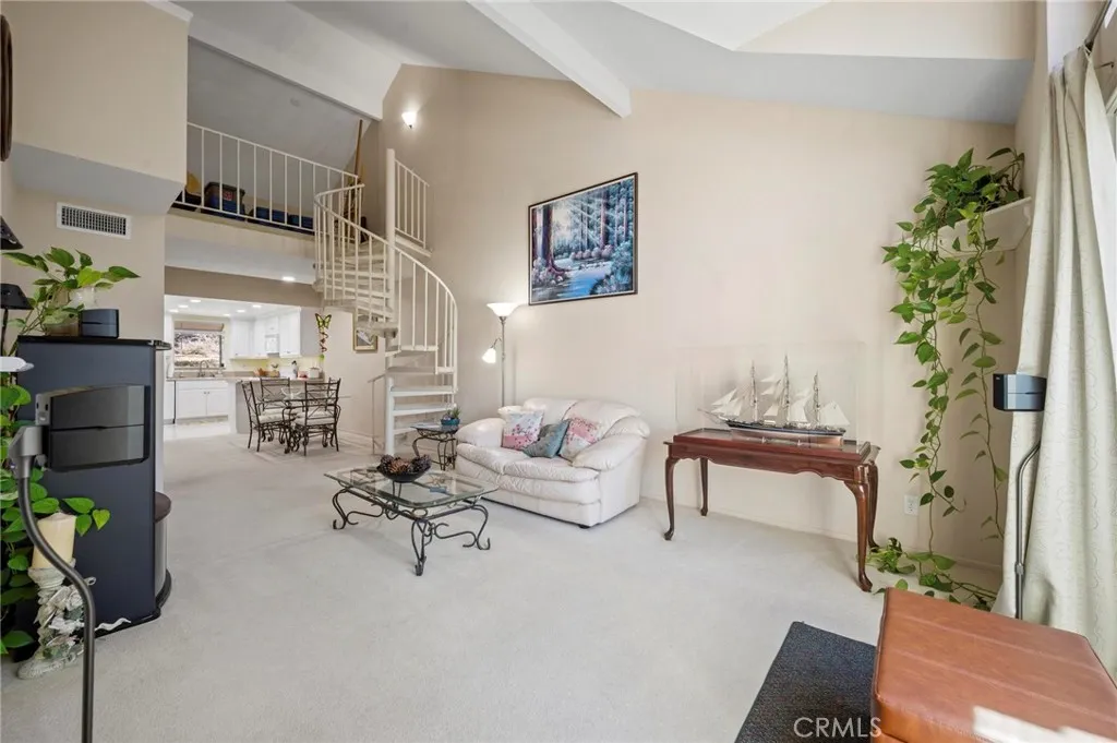 20334 Rue Crevier 622, Canyon Country, California 91351 — photo 4