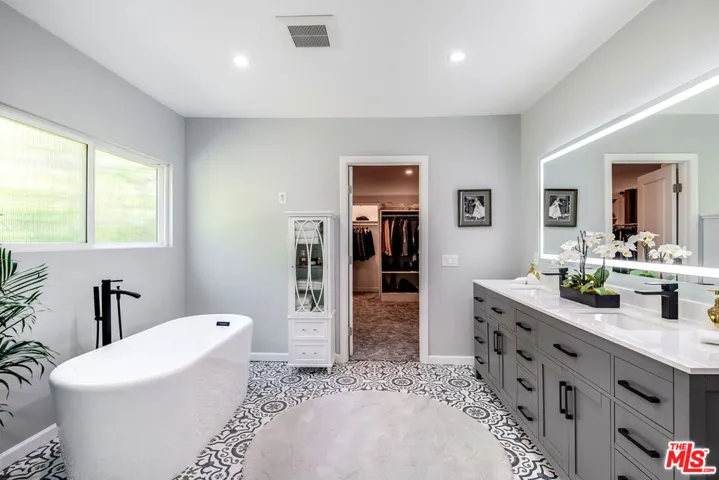 12304 Addison Street, Los Angeles, California 91607
