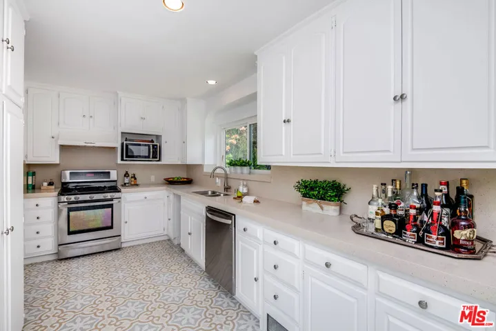 12304 Addison Street, Los Angeles, California 91607