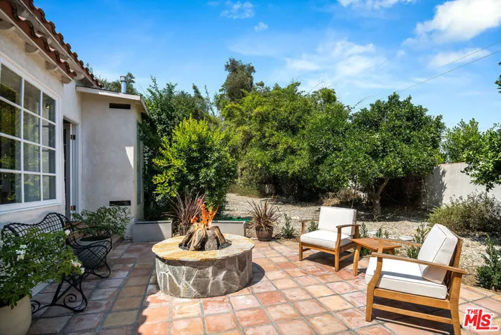 12304 Addison Street, Los Angeles, California 91607