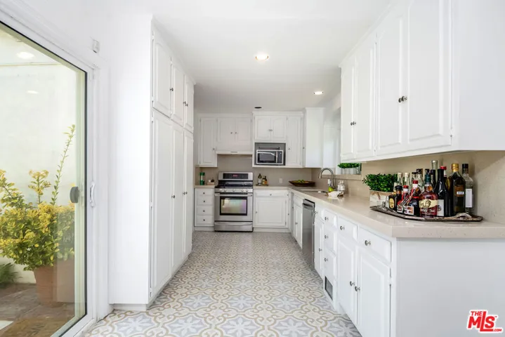 12304 Addison Street, Los Angeles, California 91607