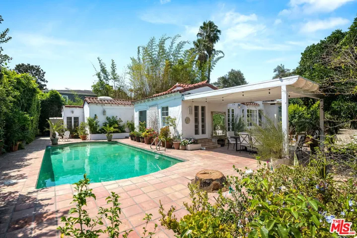 12304 Addison Street, Los Angeles, California 91607