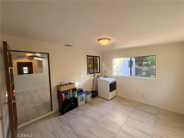 Extra Bonus Room with Indoor Laundry