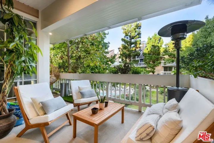 4338 Redwood Avenue B213, Marina Del Rey, California 90292