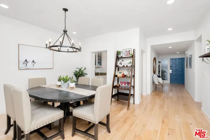 4338 Redwood Avenue B213, Marina Del Rey, California 90292