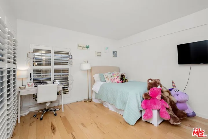 4338 Redwood Avenue B213, Marina Del Rey, California 90292