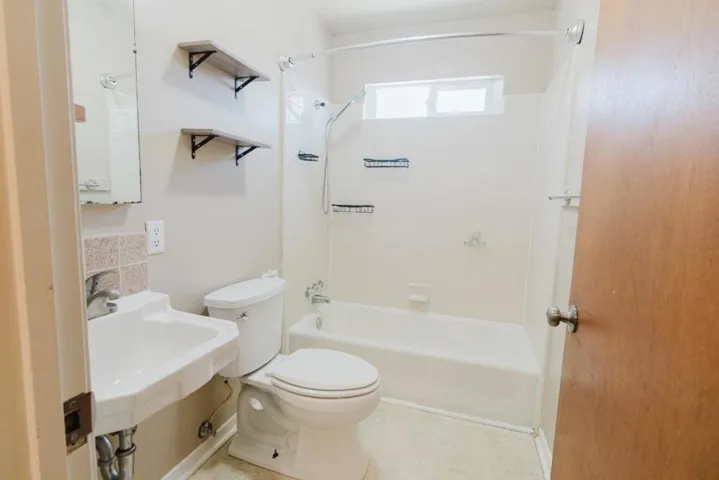308 N Vanderhurst Avenue, King City, California 93930