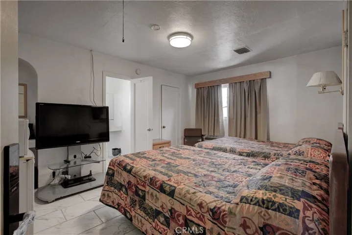 1439 W 16th, Merced, California 95340