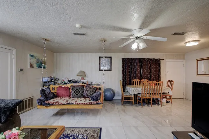 1439 W 16th, Merced, California 95340