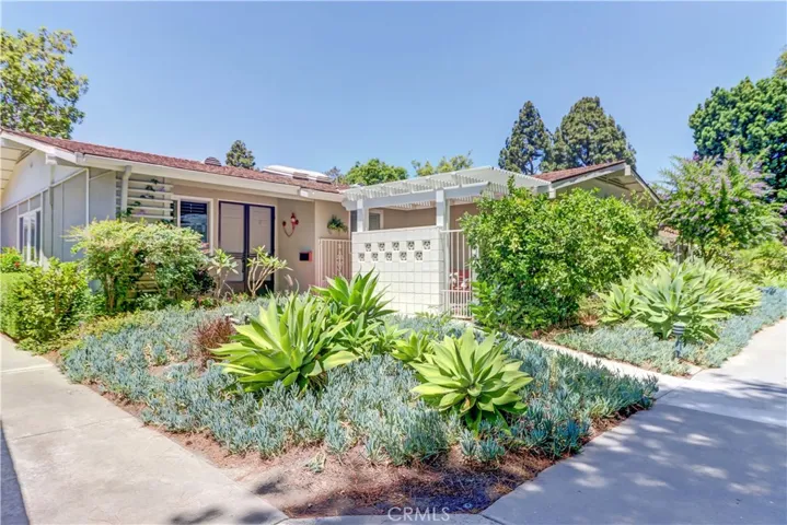 449 Avenida Sevilla D, Laguna Woods, California 92637
