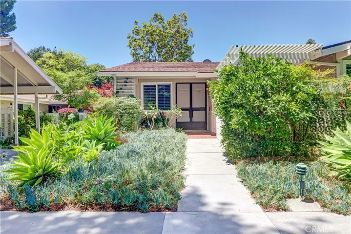 449 Avenida Sevilla D, Laguna Woods, California 92637