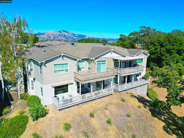 539 High Eagle Court, Walnut Creek, California 94595