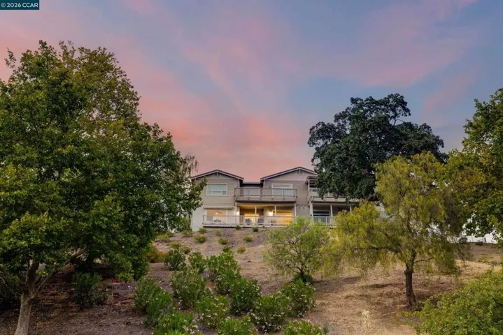 539 High Eagle Court, Walnut Creek, California 94595