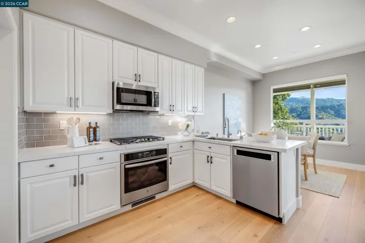 539 High Eagle Court, Walnut Creek, California 94595