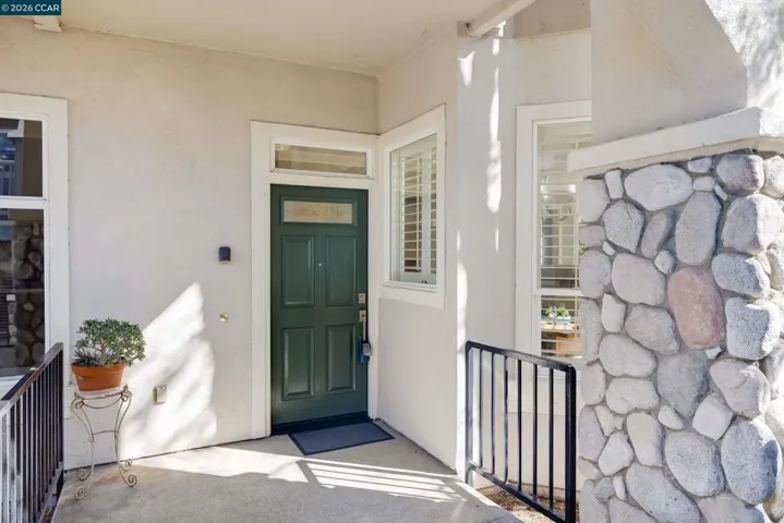 539 High Eagle Court, Walnut Creek, California 94595