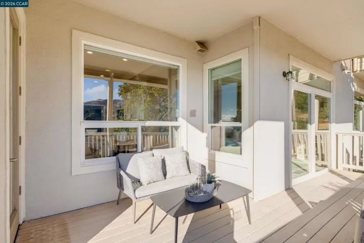 539 High Eagle Court, Walnut Creek, California 94595