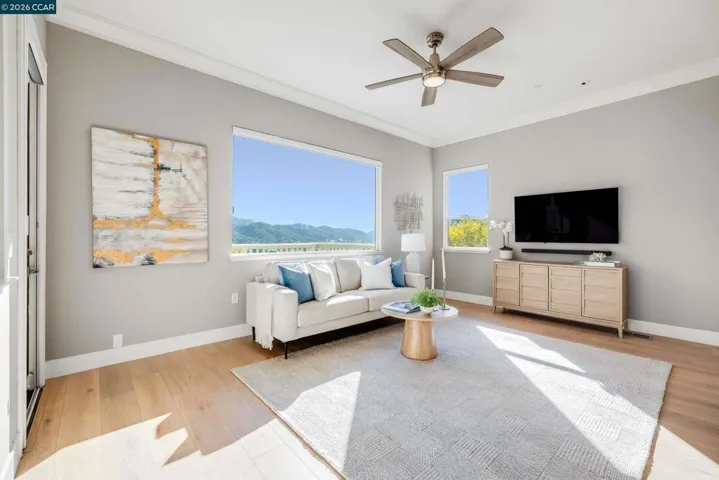 539 High Eagle Court, Walnut Creek, California 94595